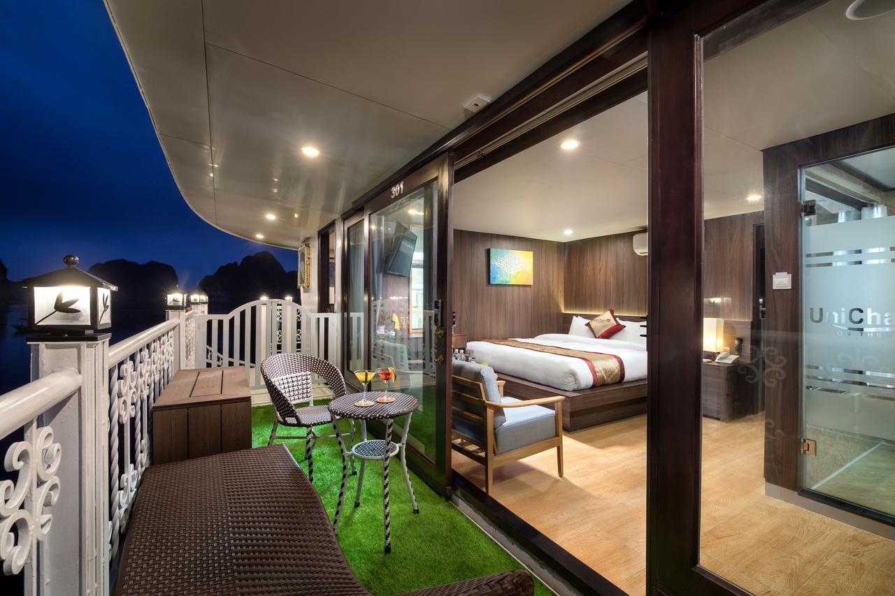 Unicharm Cruise Hotel Ха Лонг Екстериор снимка