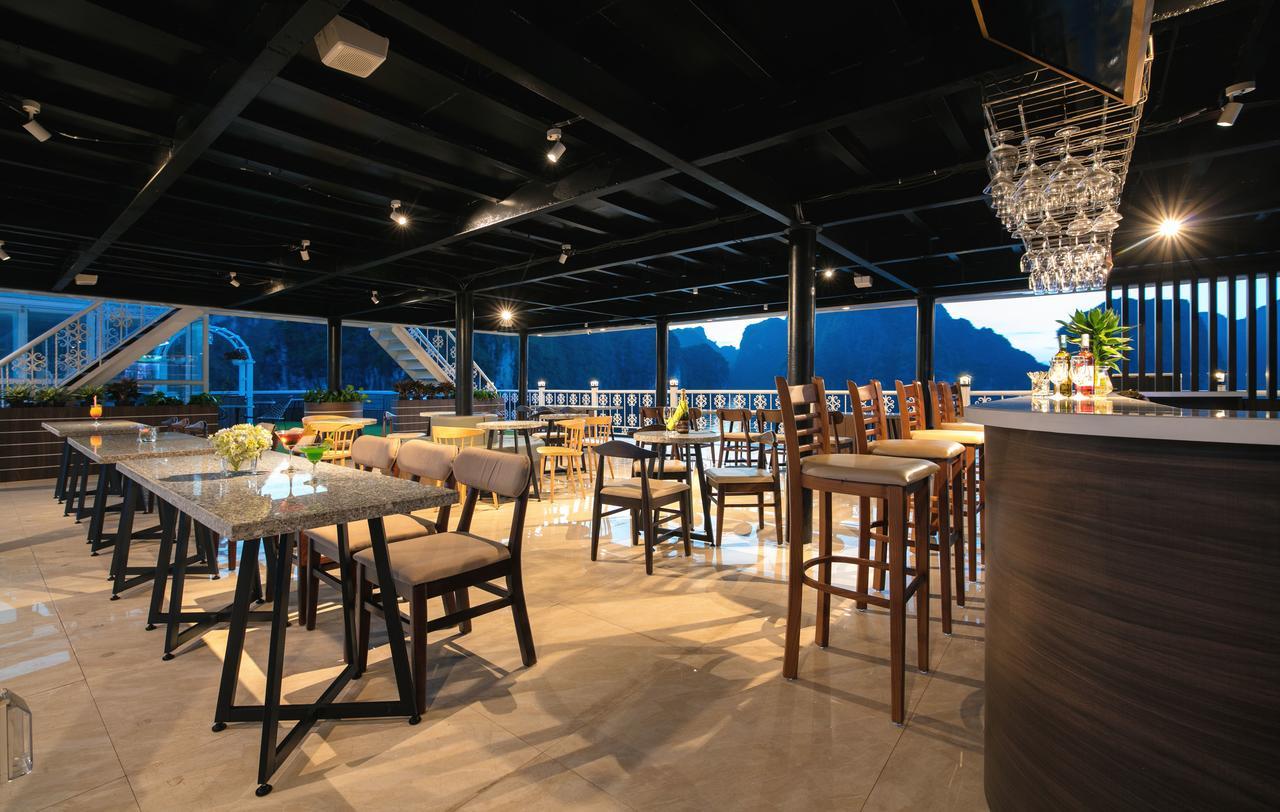 Unicharm Cruise Hotel Ха Лонг Екстериор снимка