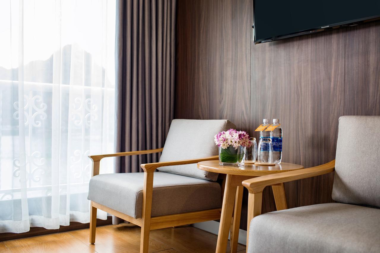 Unicharm Cruise Hotel Ха Лонг Екстериор снимка
